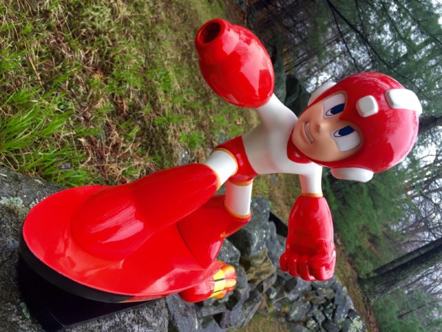 First 4 Figures Classic Item 2 Mega Man Statue Review