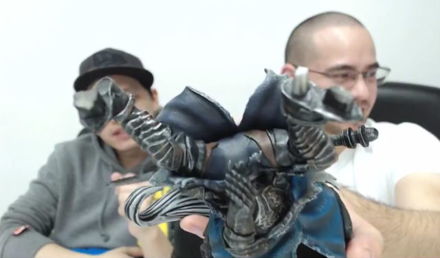 F4F Artorias SD PVC Upside Down