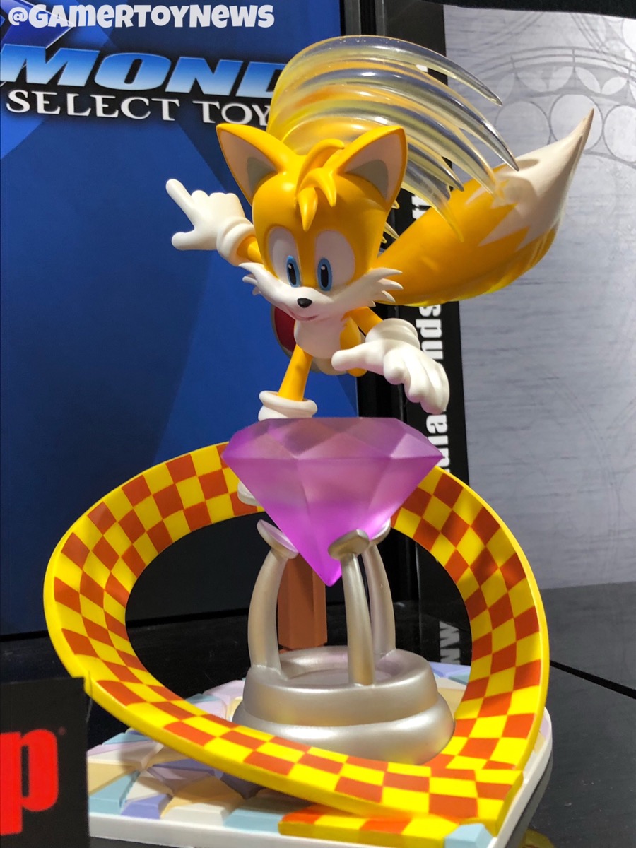 Diamond Select Toys Sonic The Hedgehog Sonic Gallery Sonic the Hedgehog PVC  Statue - US